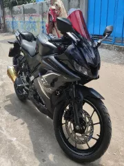Yamaha R15 V3